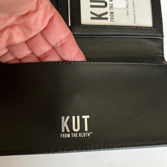 KUT from the Kloth Stripe Wallet - Picture 5 of 8